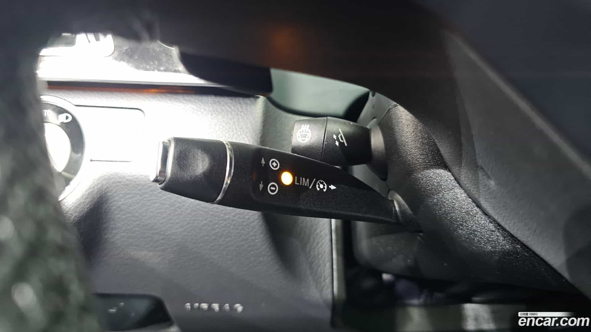 E-Class Mercedes-Benz 2015.9-OPTION-043