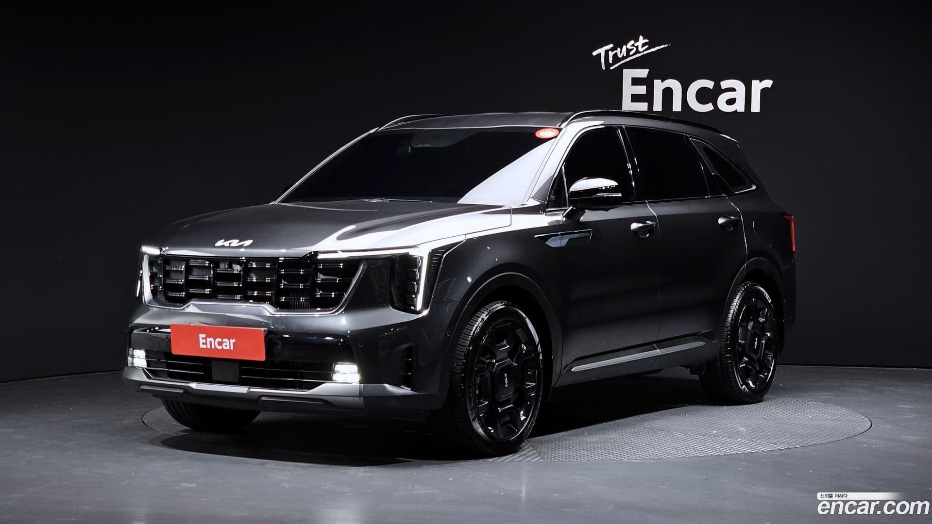 Main__Slider__Photo:Sorento Kia 2023.9-0