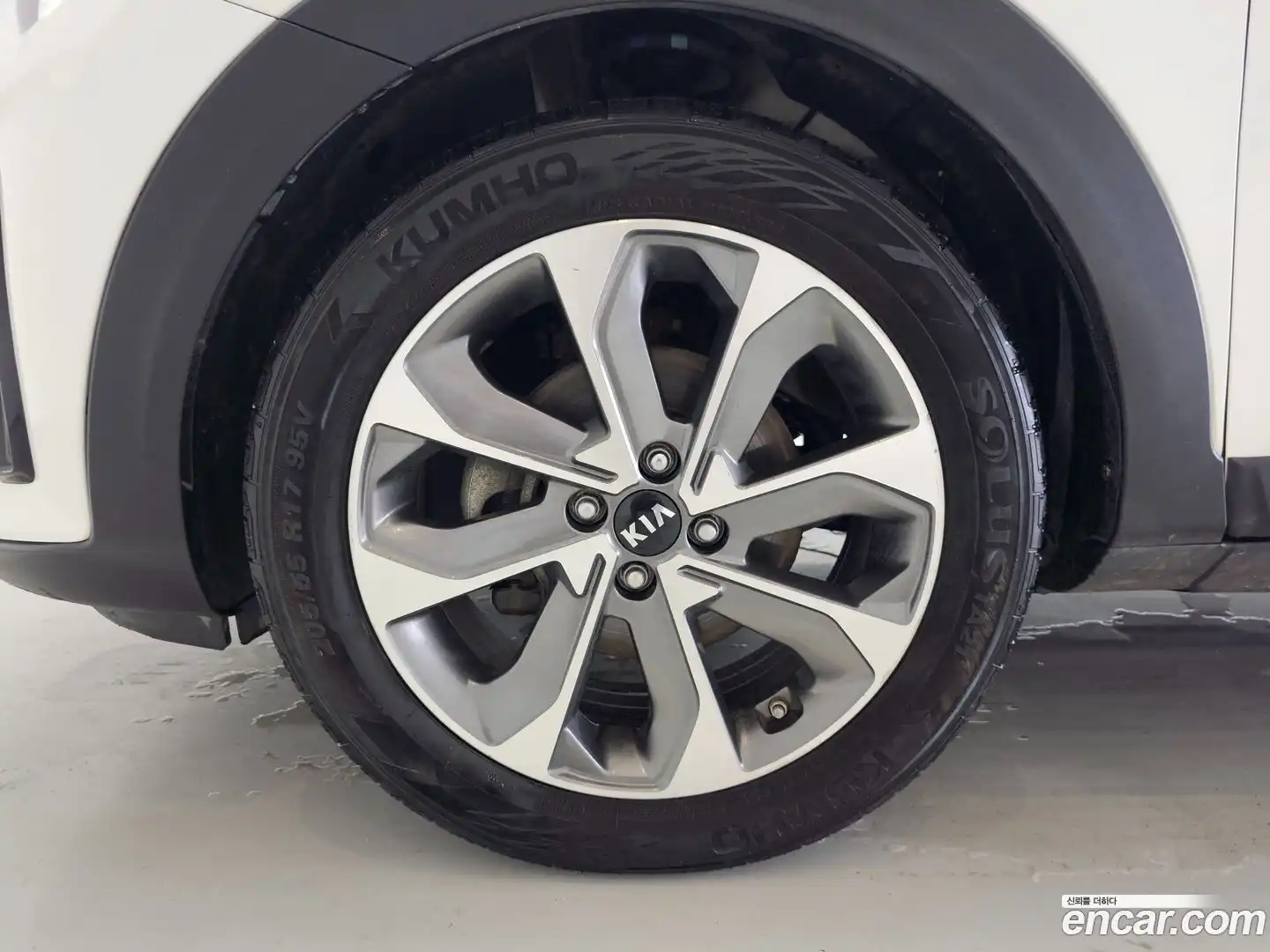 Stonic Kia 2019.6-OUTER-005