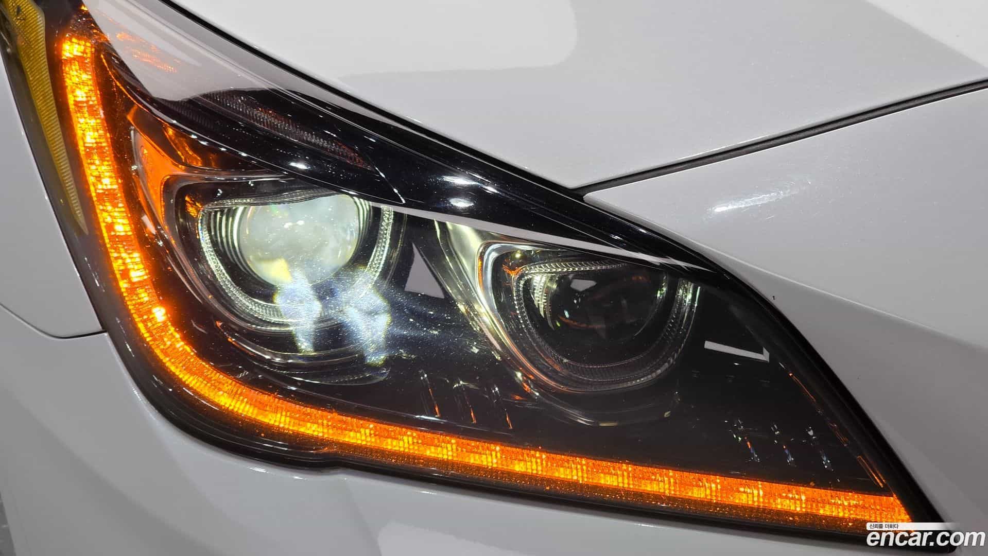 G80 Genesis 2019.0-OUTER-032