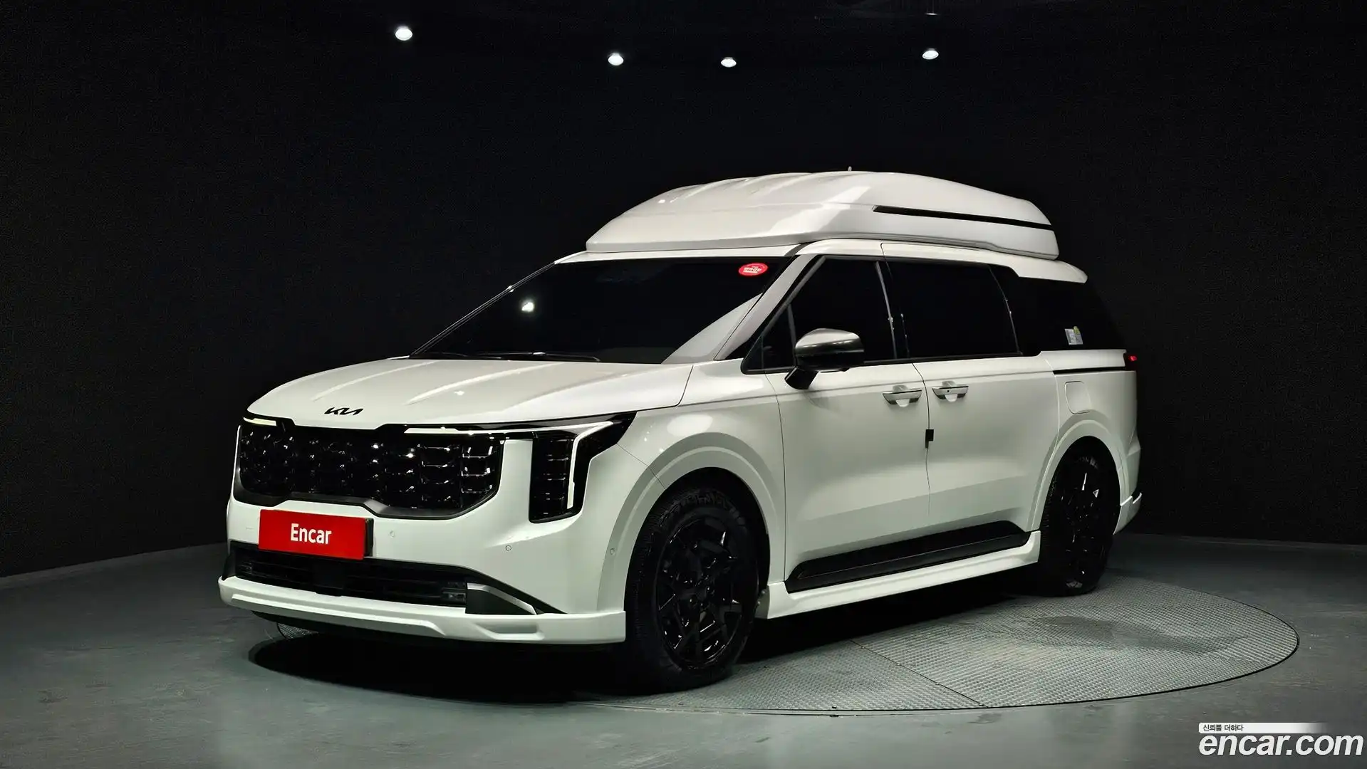 Canival Kia 2025.11-OUTER-001
