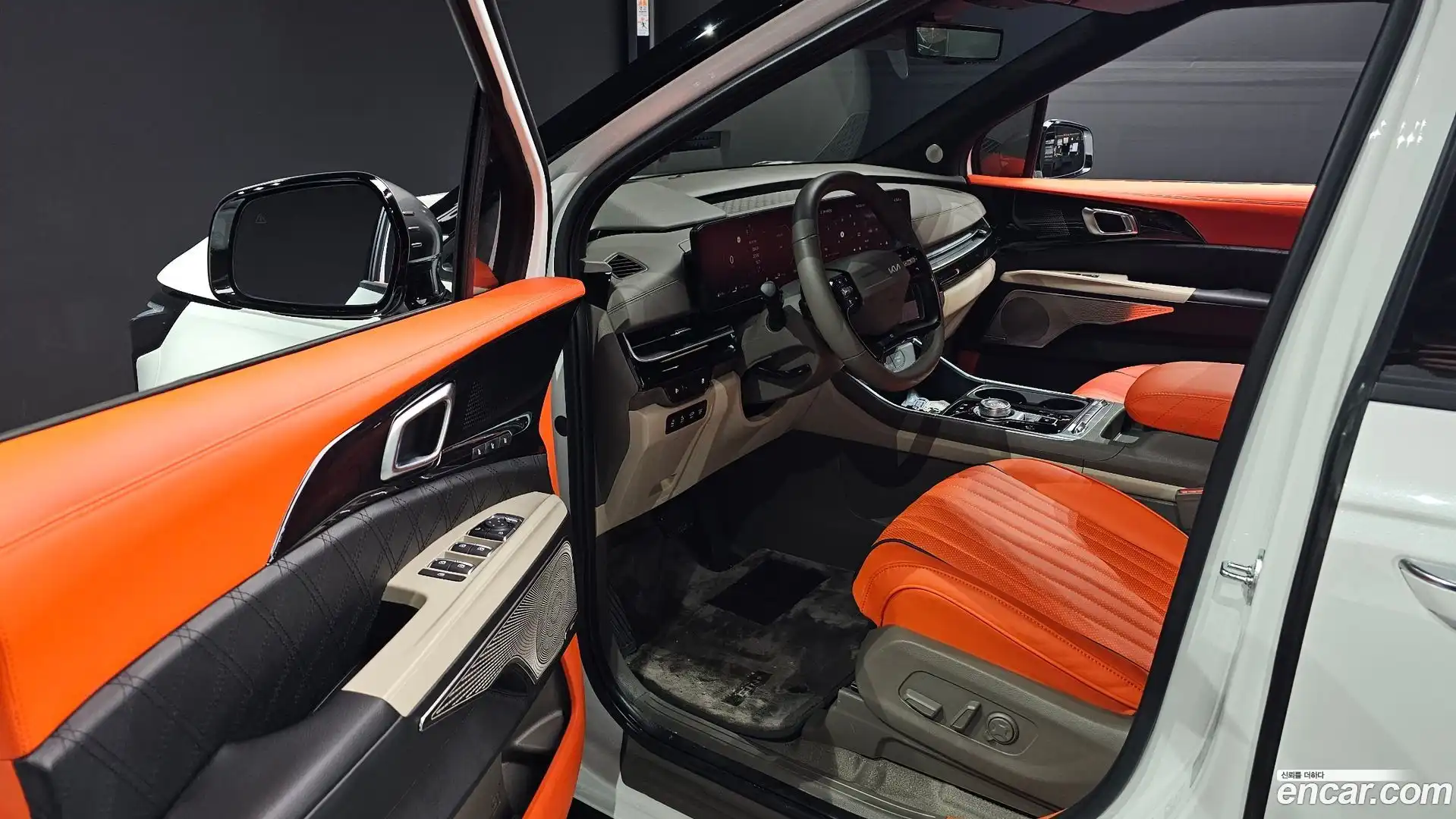 Canival Kia 2025.11-INNER-010