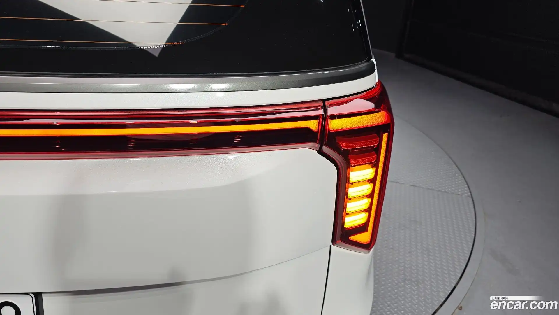 Canival Kia 2025.11-OUTER-033
