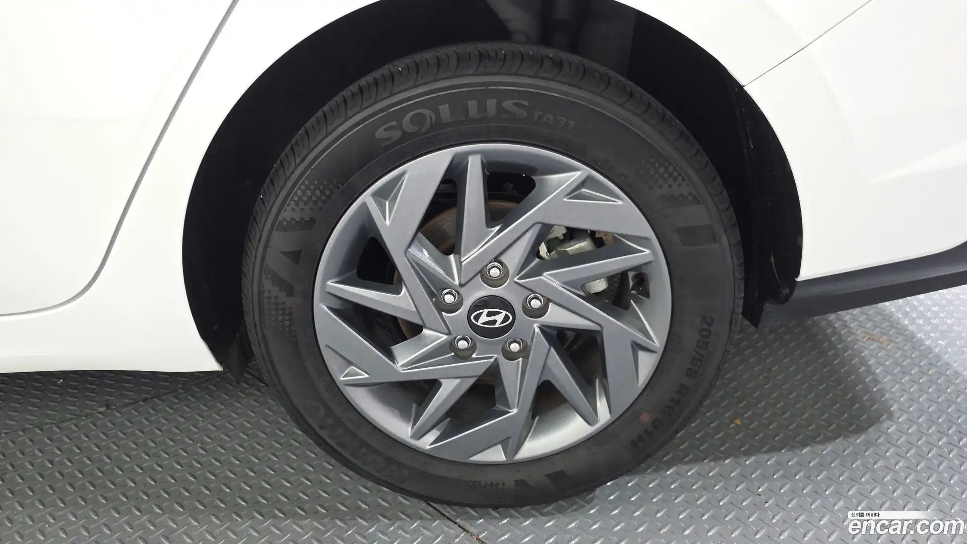 AVANTE Hyundai 2024.5-OUTER-031