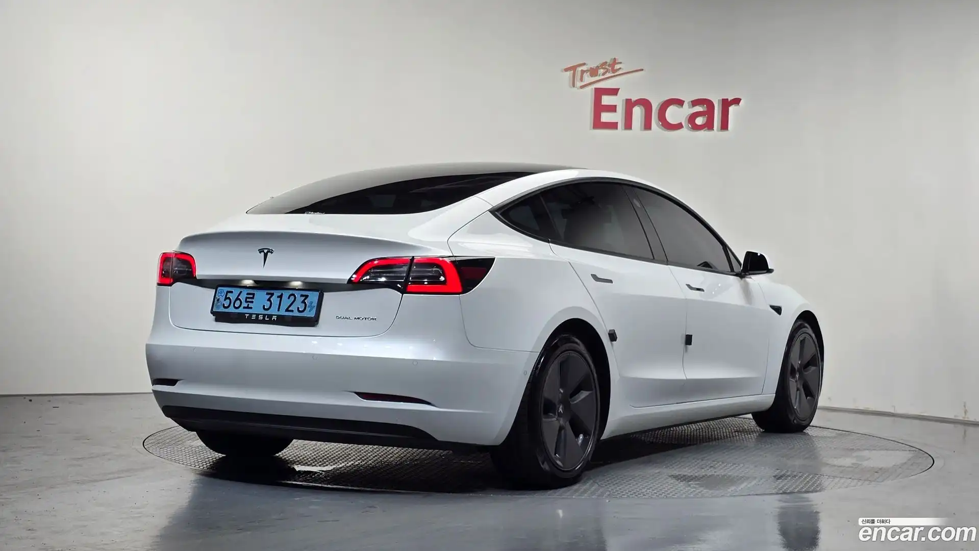Model 3 Tesla 2021.5-OUTER-002
