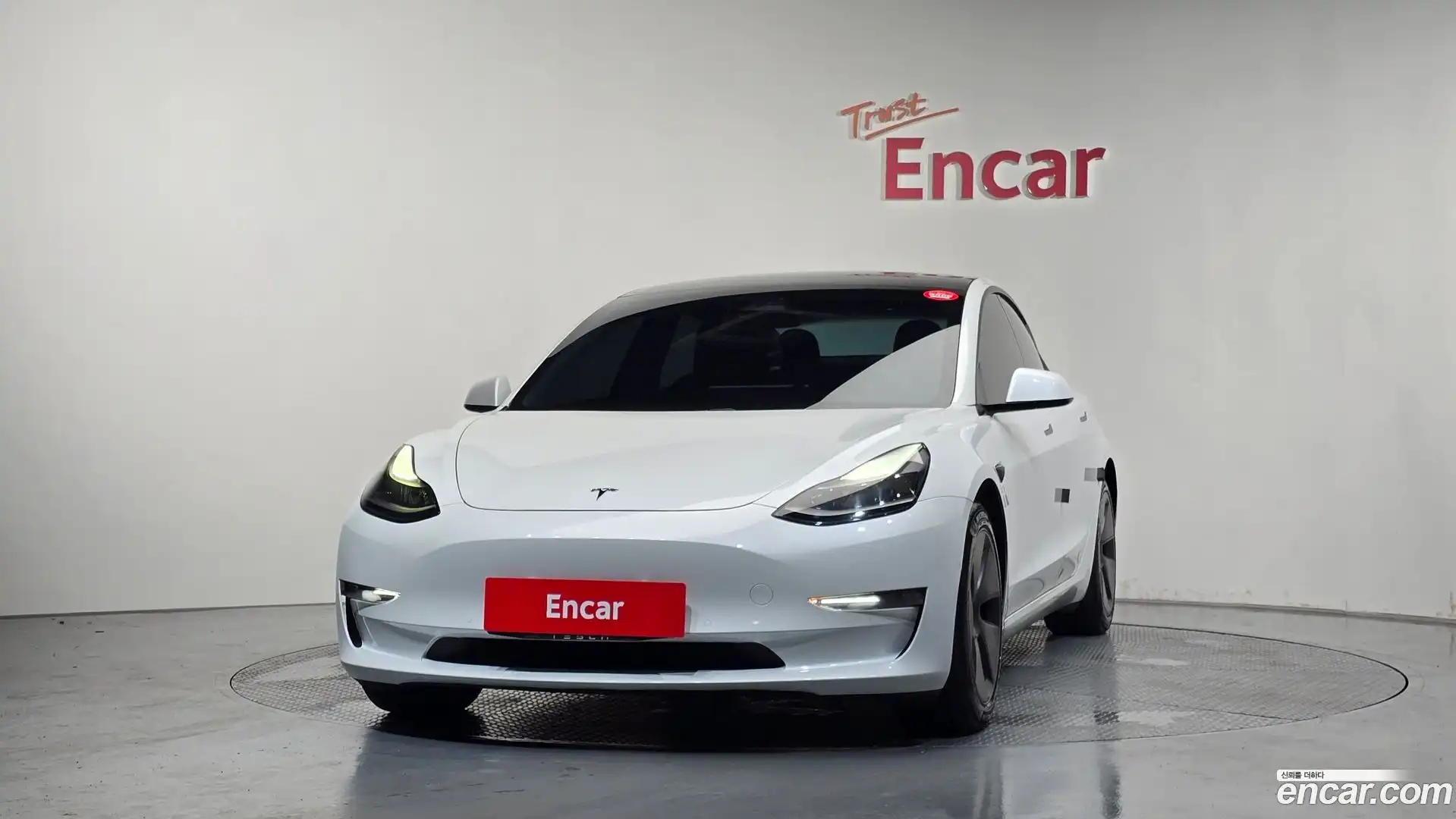 Model 3 Tesla 2021.5-OUTER-003