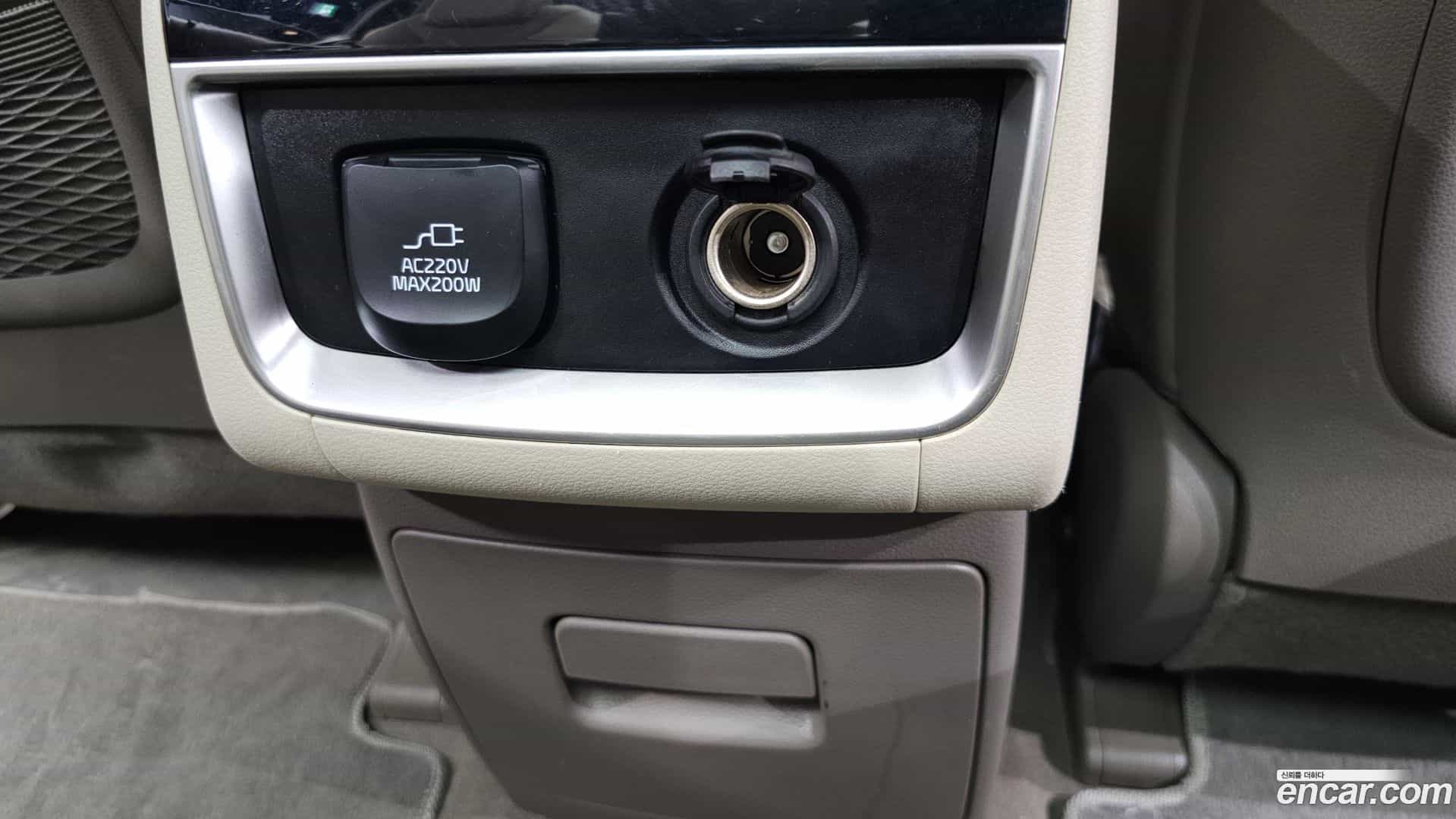 Canival Kia 2021.3-OPTION-042