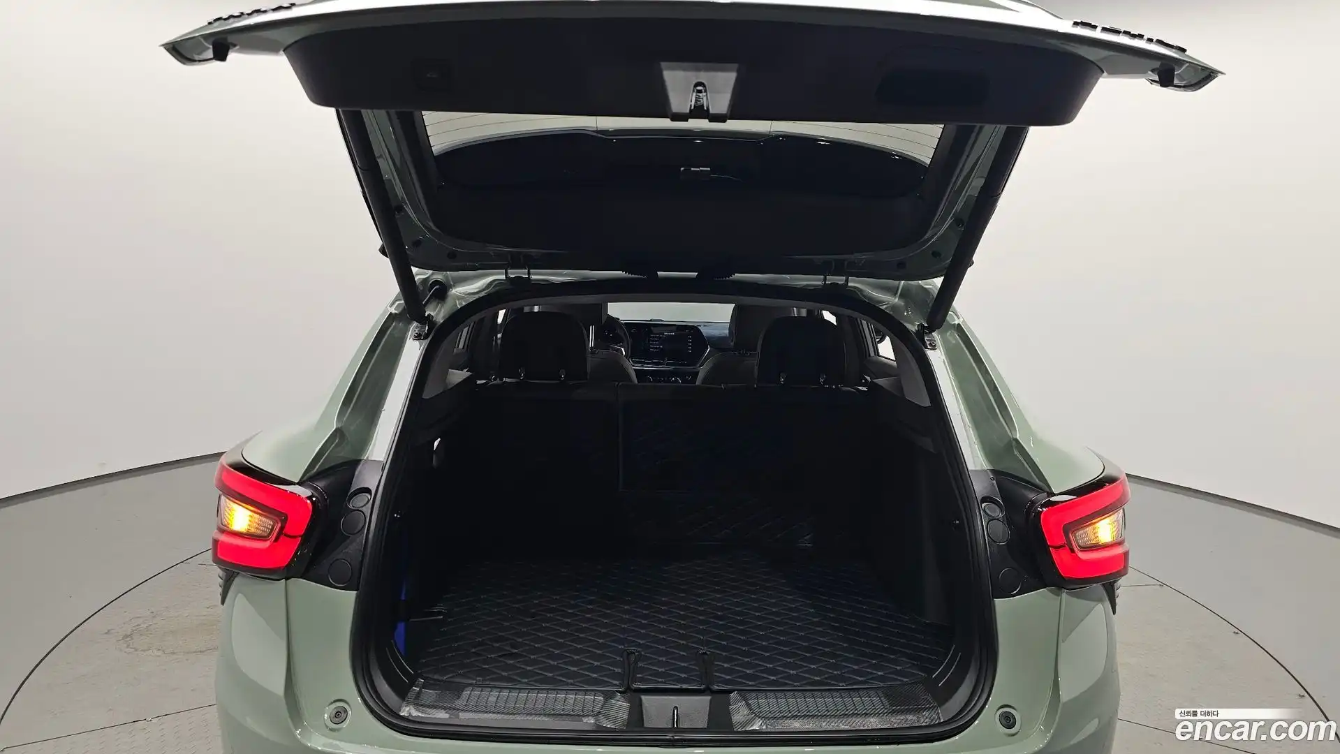 Trax Chevrolet 2024.11-OPTION-024