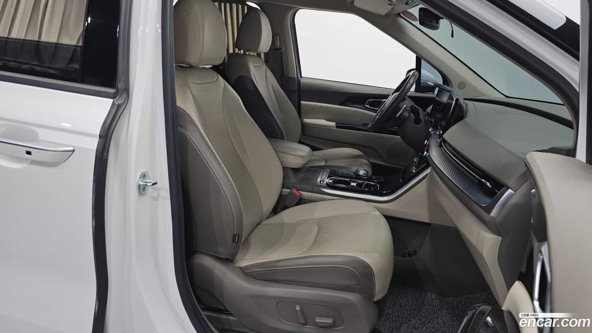 Canival Kia 2022.3-OPTION-015