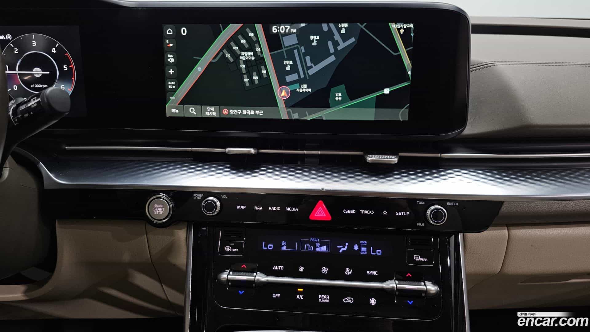 Canival Kia 2022.3-OPTION-018