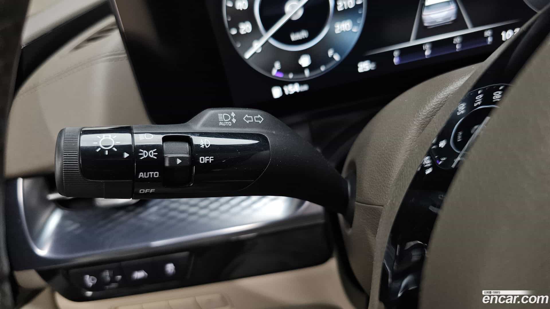 Canival Kia 2022.3-OPTION-042