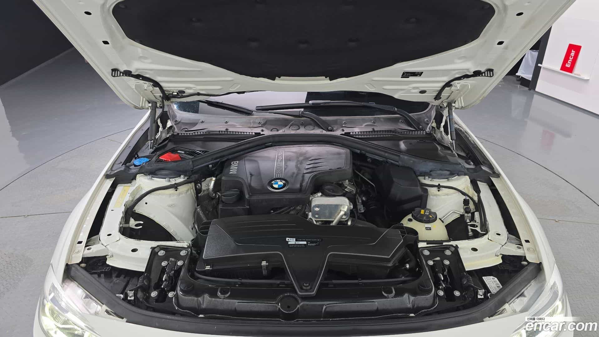 3-Series BMW 2018.2-OUTER-006