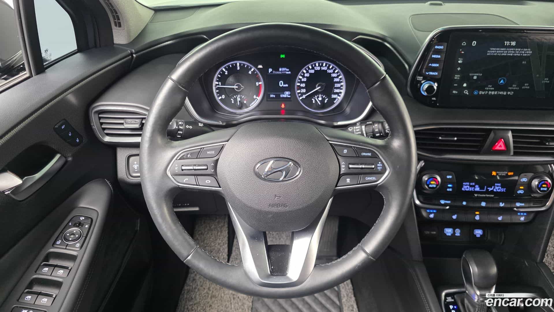 Santafe Hyundai 2019.5-OPTION-017