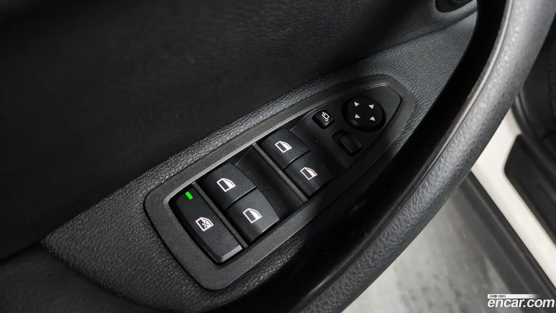X2 (F39) BMW 2021.6-OPTION-042
