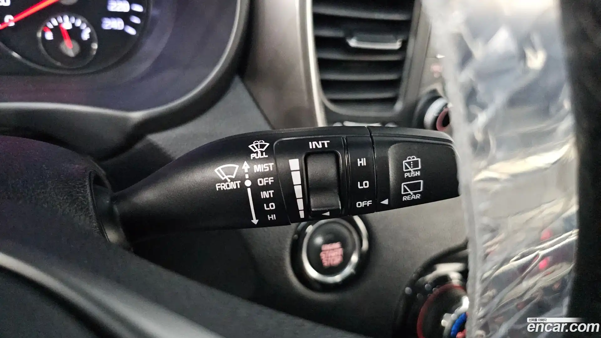 Sorento Kia 2018.7-OPTION-024
