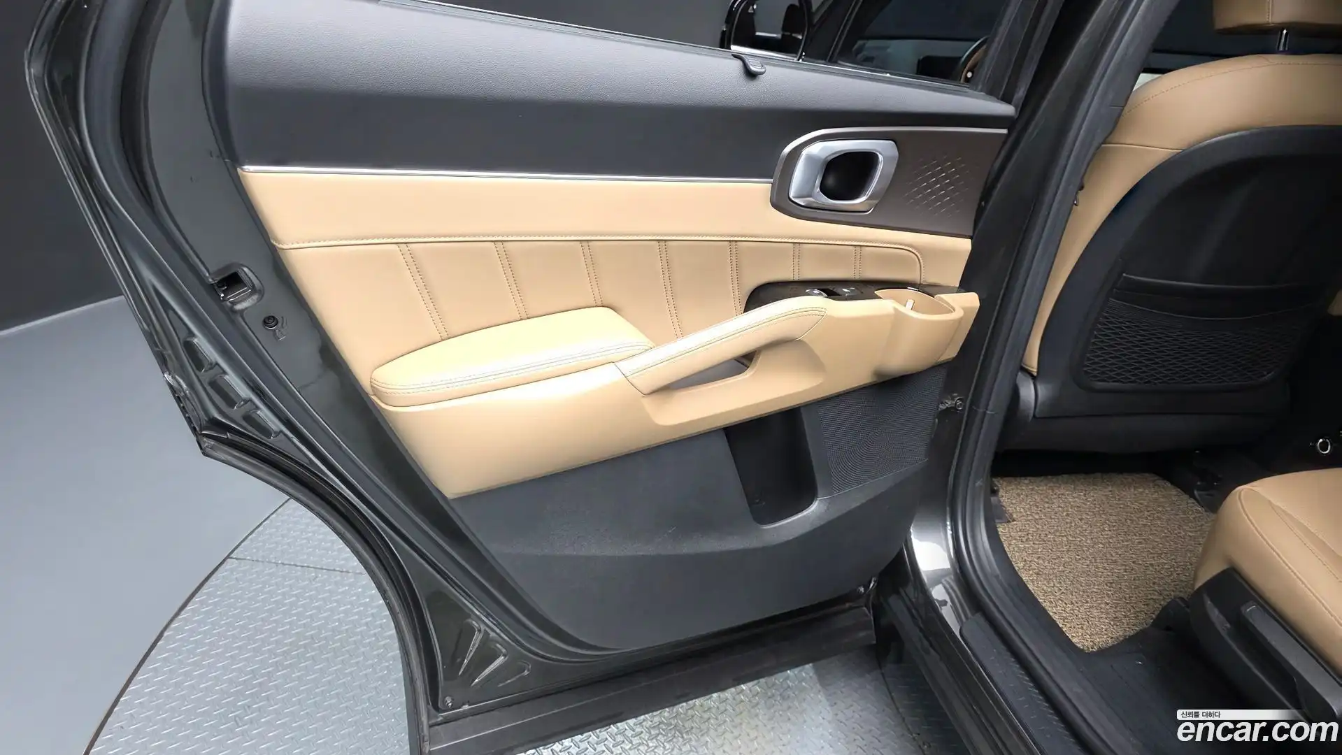 Sorento Kia 2024.0-INNER-035