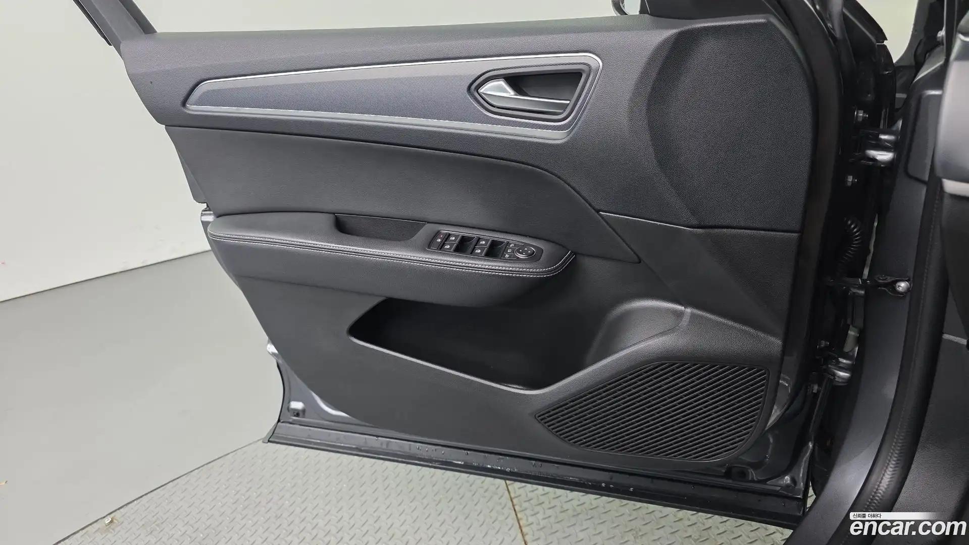 XM3 Renault Korea 2021.8-INNER-034