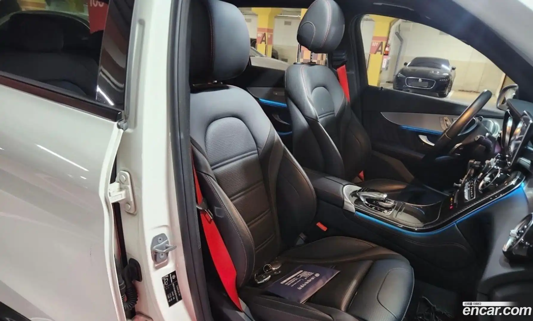 GLC-Class Mercedes-Benz 2018.4-OUTER-003