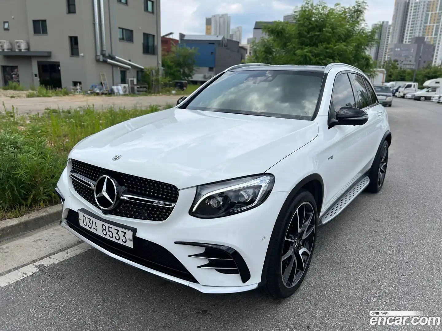 GLC-Class Mercedes-Benz 2018.4-INNER-009