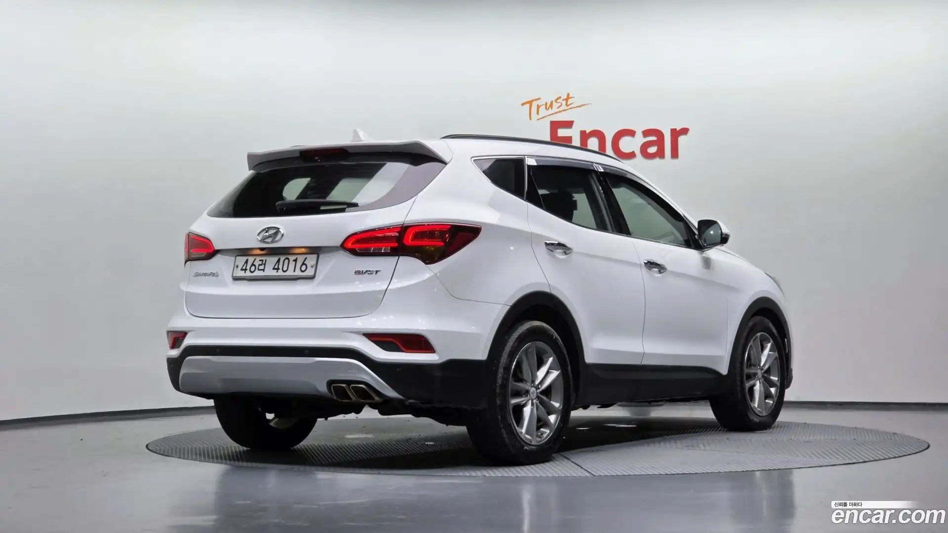 Santafe Hyundai 2015.7-OUTER-002