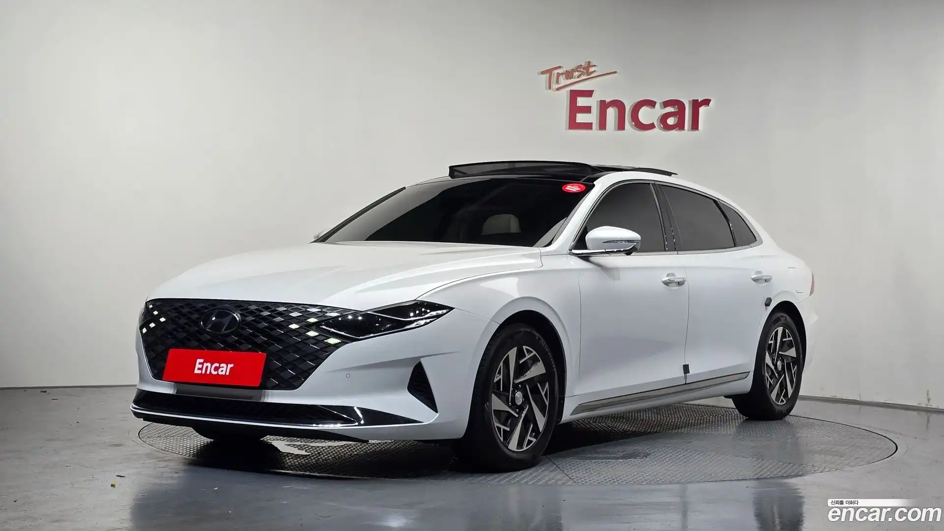 Grandeur Hyundai 2022.5-OUTER-001