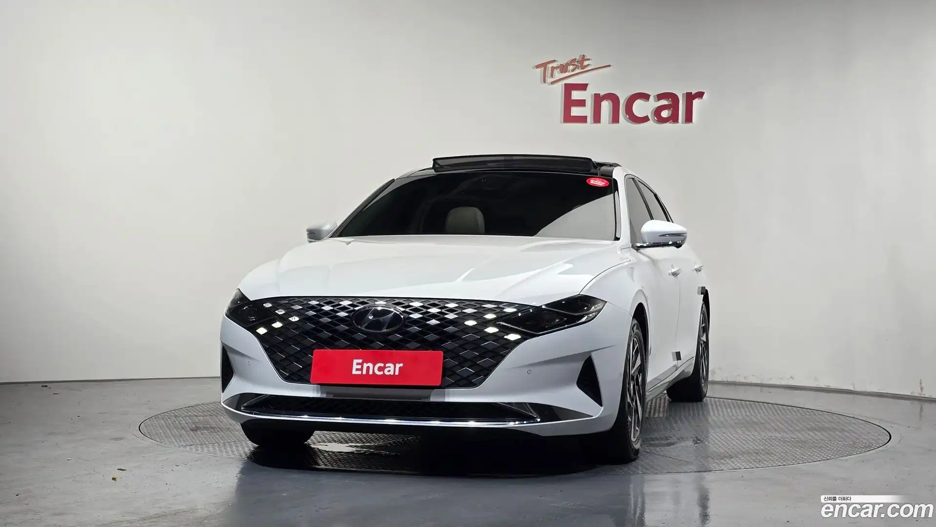 Grandeur Hyundai 2022.5-OUTER-003