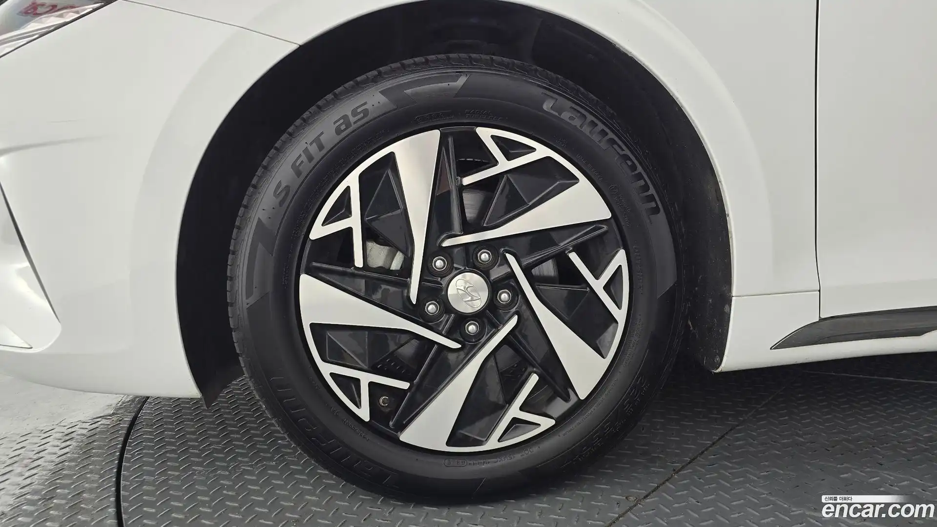 Grandeur Hyundai 2022.5-OUTER-005