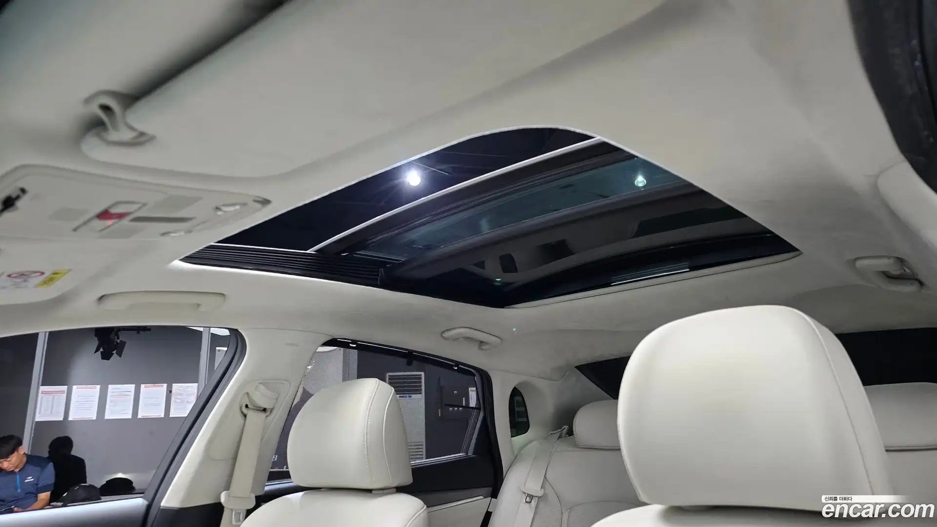 Grandeur Hyundai 2022.5-OPTION-022