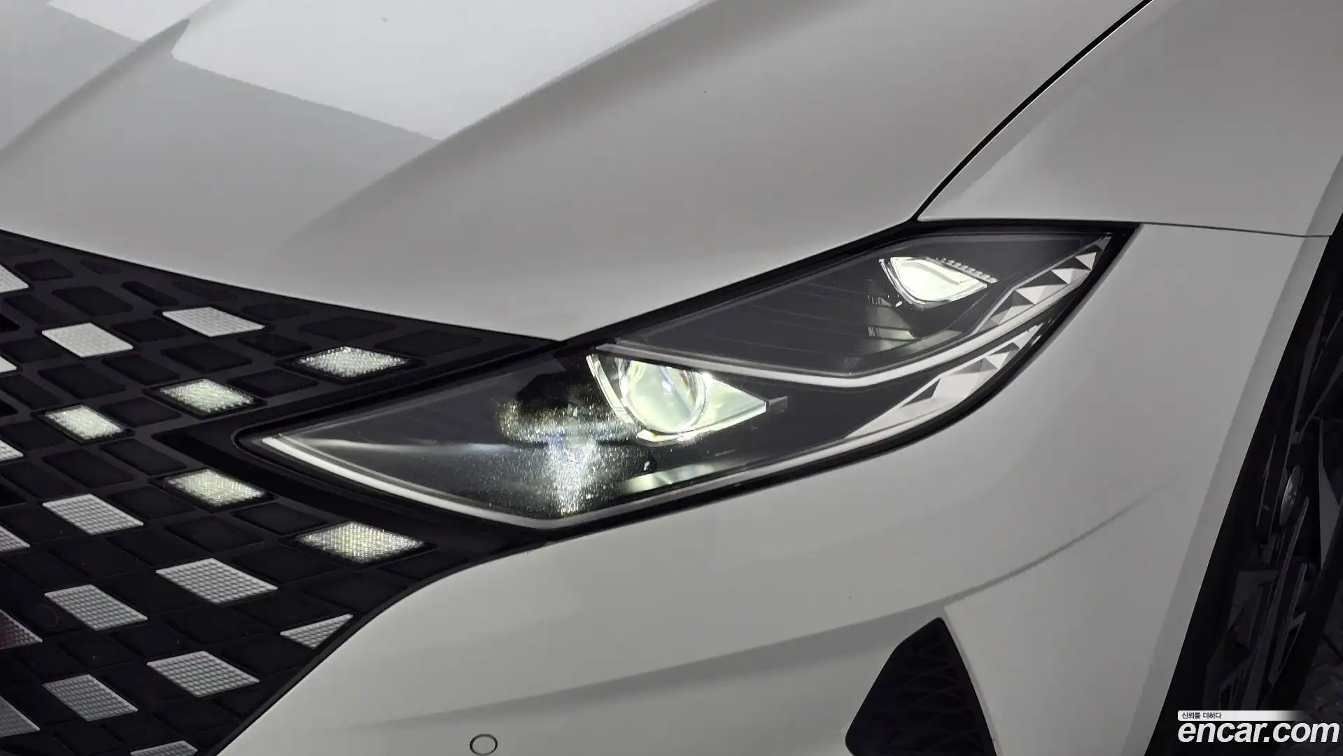Grandeur Hyundai 2022.5-OUTER-032