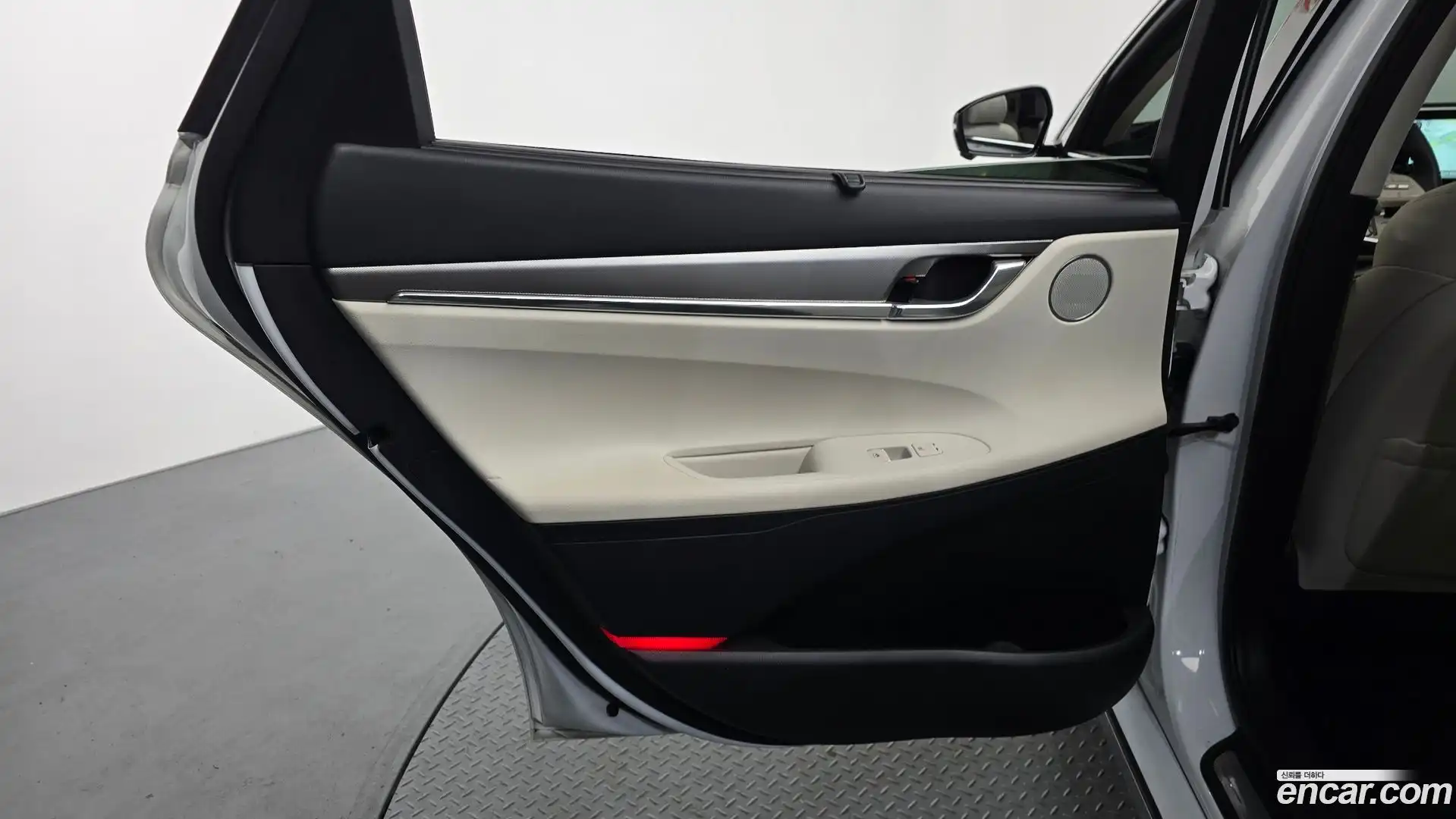 Grandeur Hyundai 2022.5-INNER-035