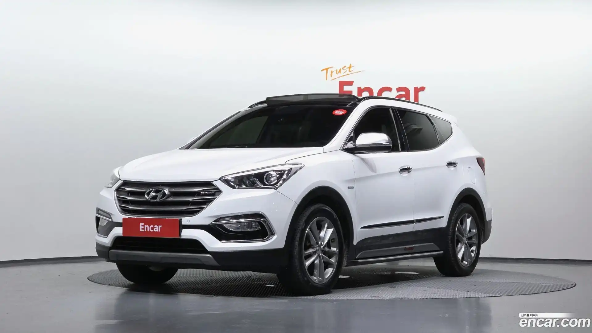 Santafe Hyundai 2017.6-OUTER-001
