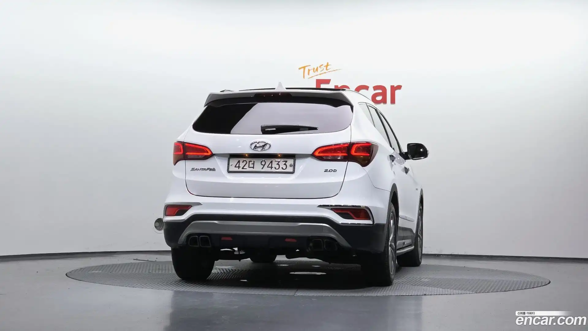 Santafe Hyundai 2017.6-OUTER-004