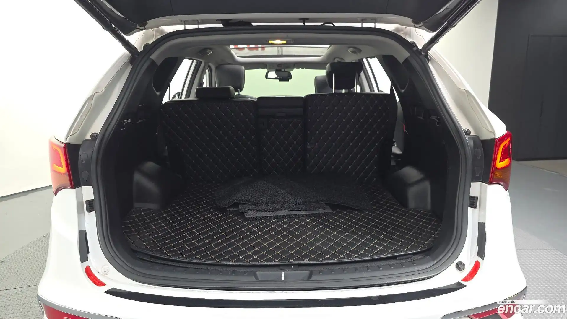 Santafe Hyundai 2017.6-OPTION-024