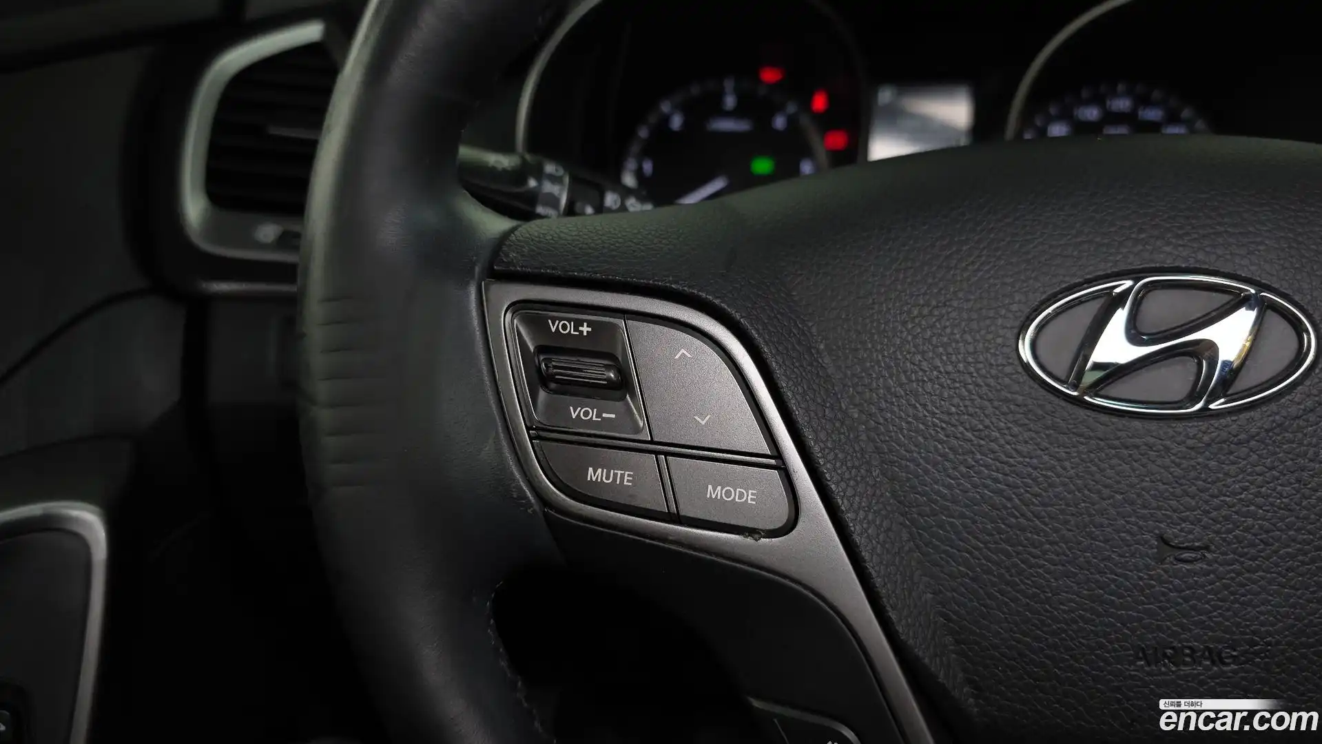 Santafe Hyundai 2017.6-OPTION-045