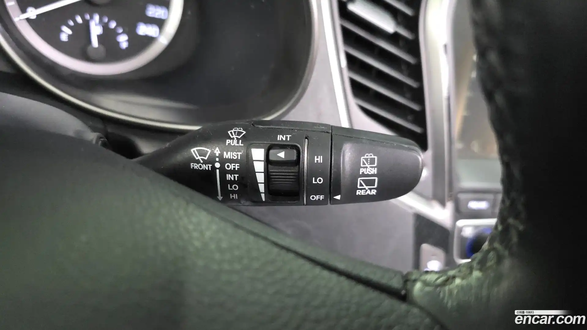 Santafe Hyundai 2017.6-OPTION-047