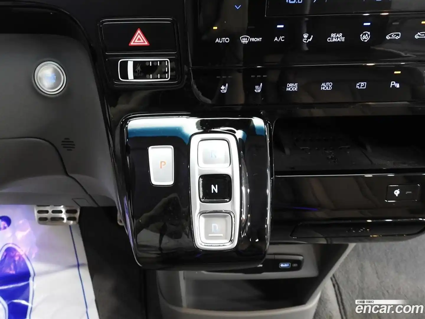 Staria Hyundai 2024.0-INNER-008
