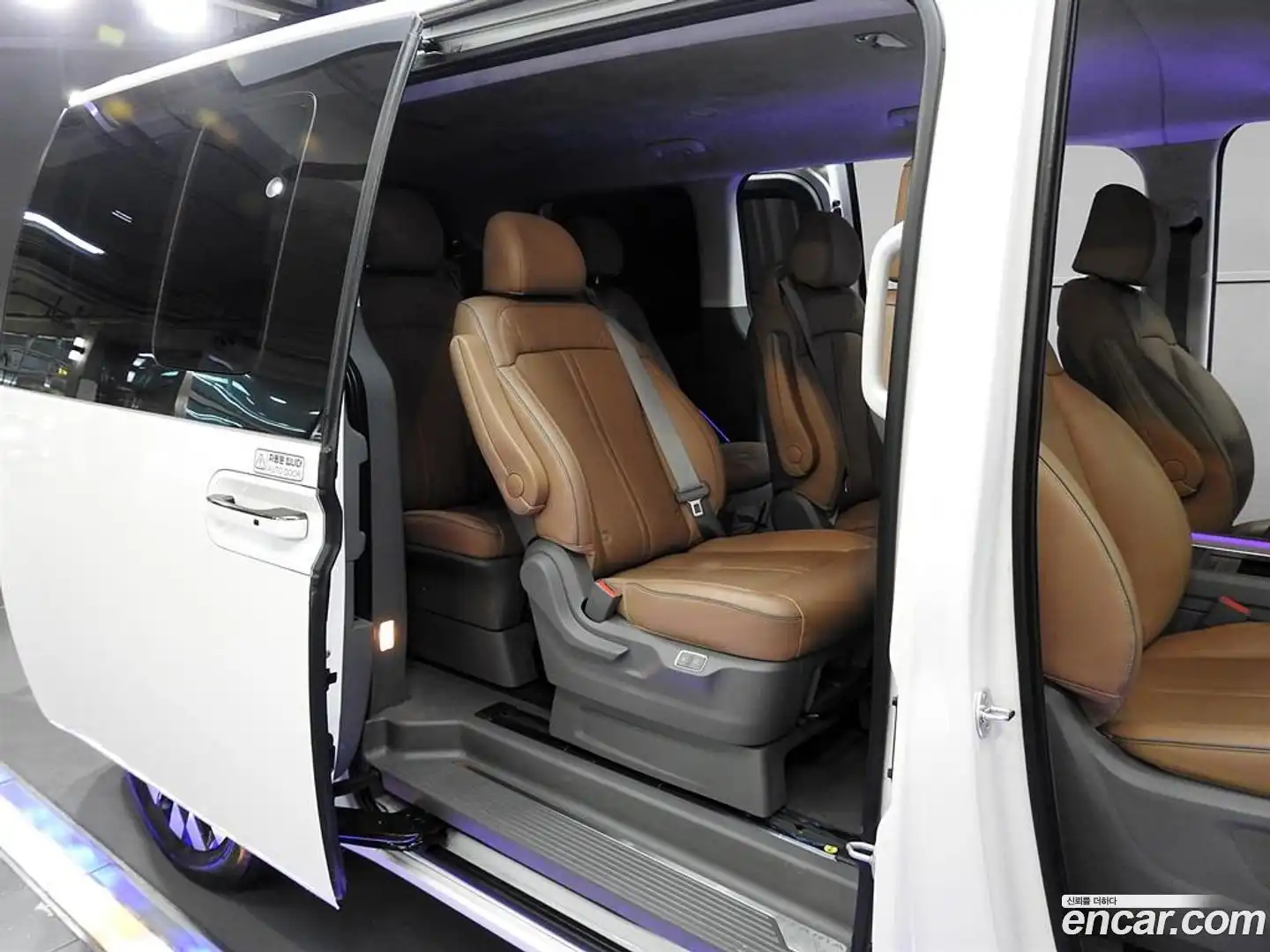 Staria Hyundai 2024.0-OPTION-018