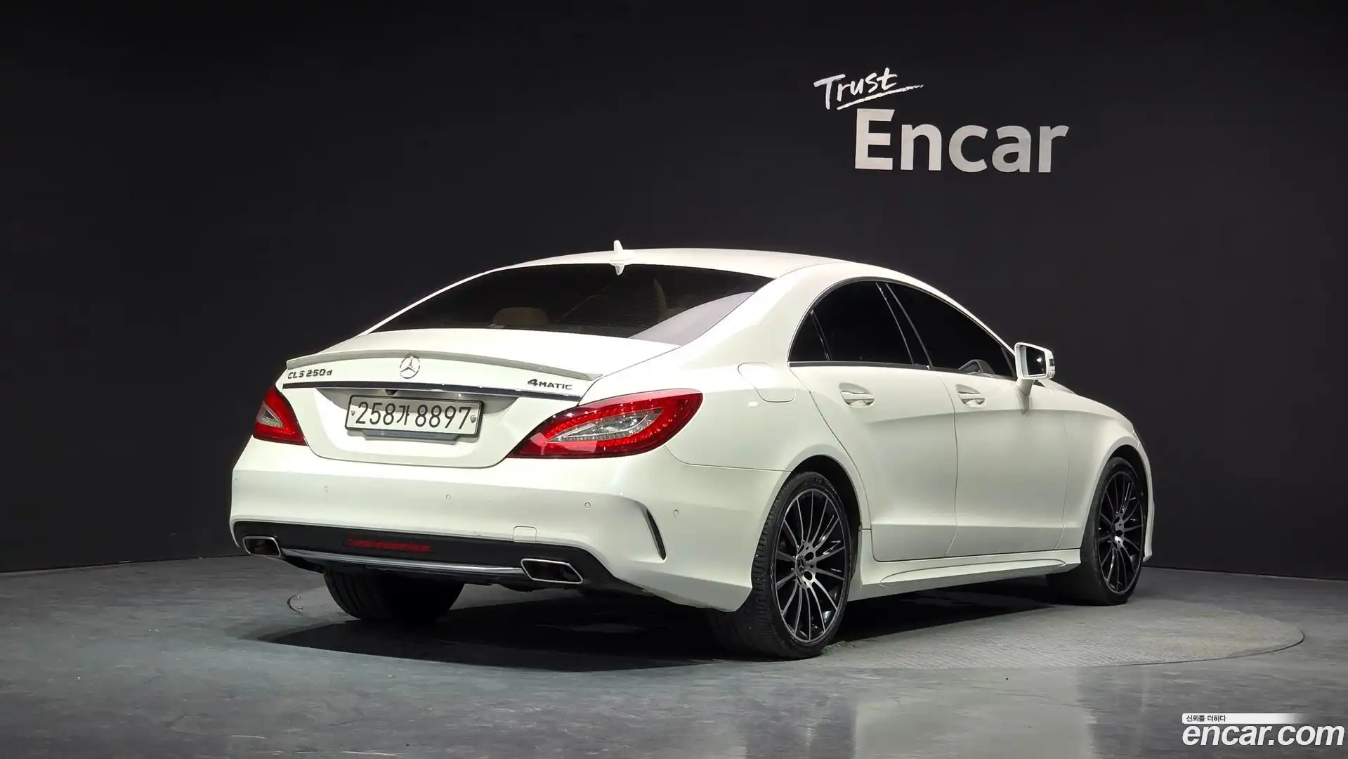 CLS-Class Mercedes-Benz 2017.5-OUTER-002
