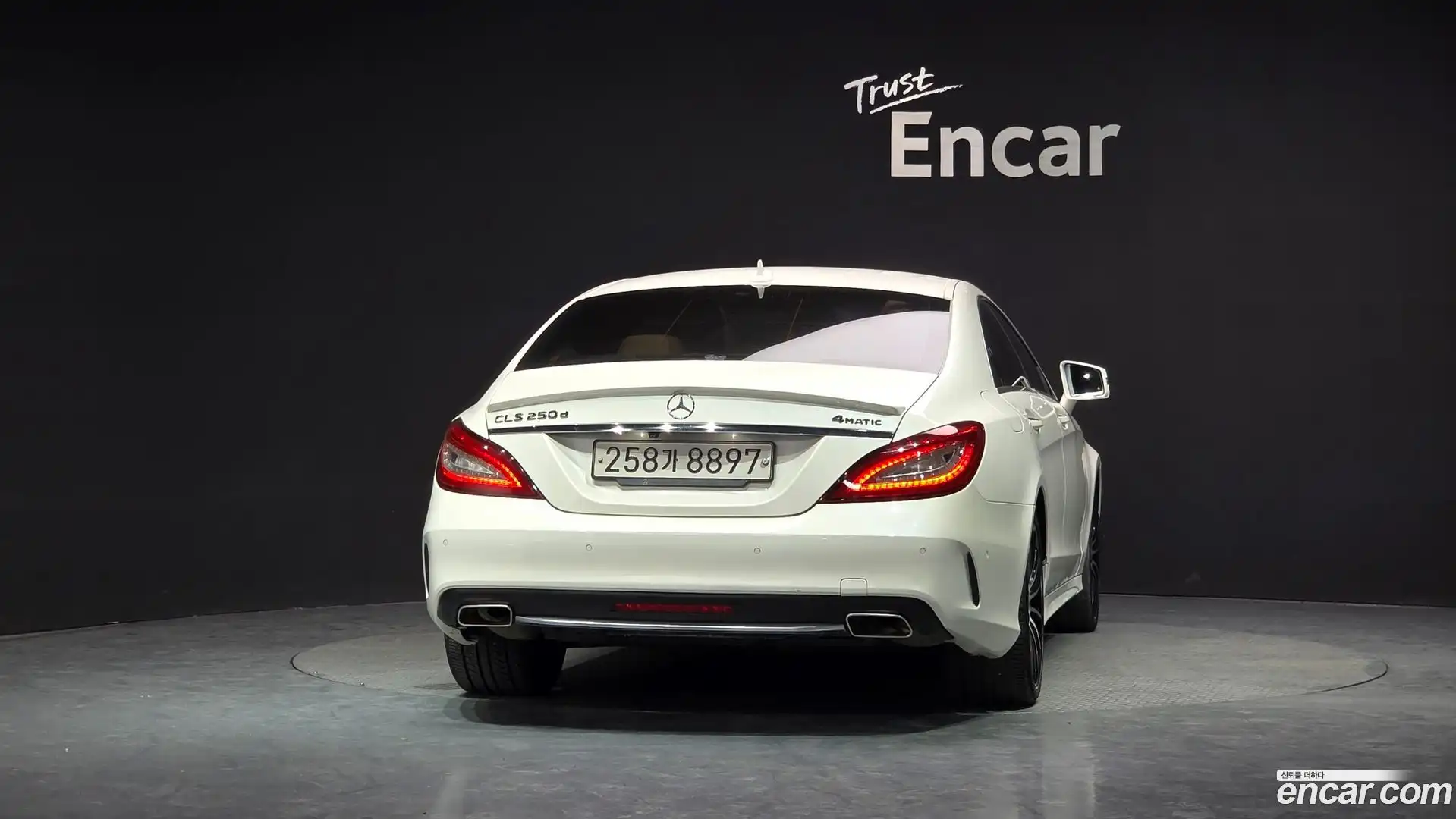 CLS-Class Mercedes-Benz 2017.5-OUTER-004