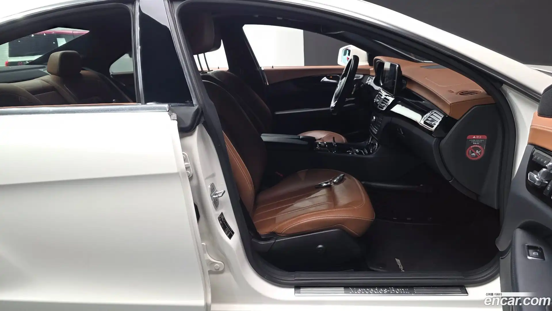 CLS-Class Mercedes-Benz 2017.5-INNER-010