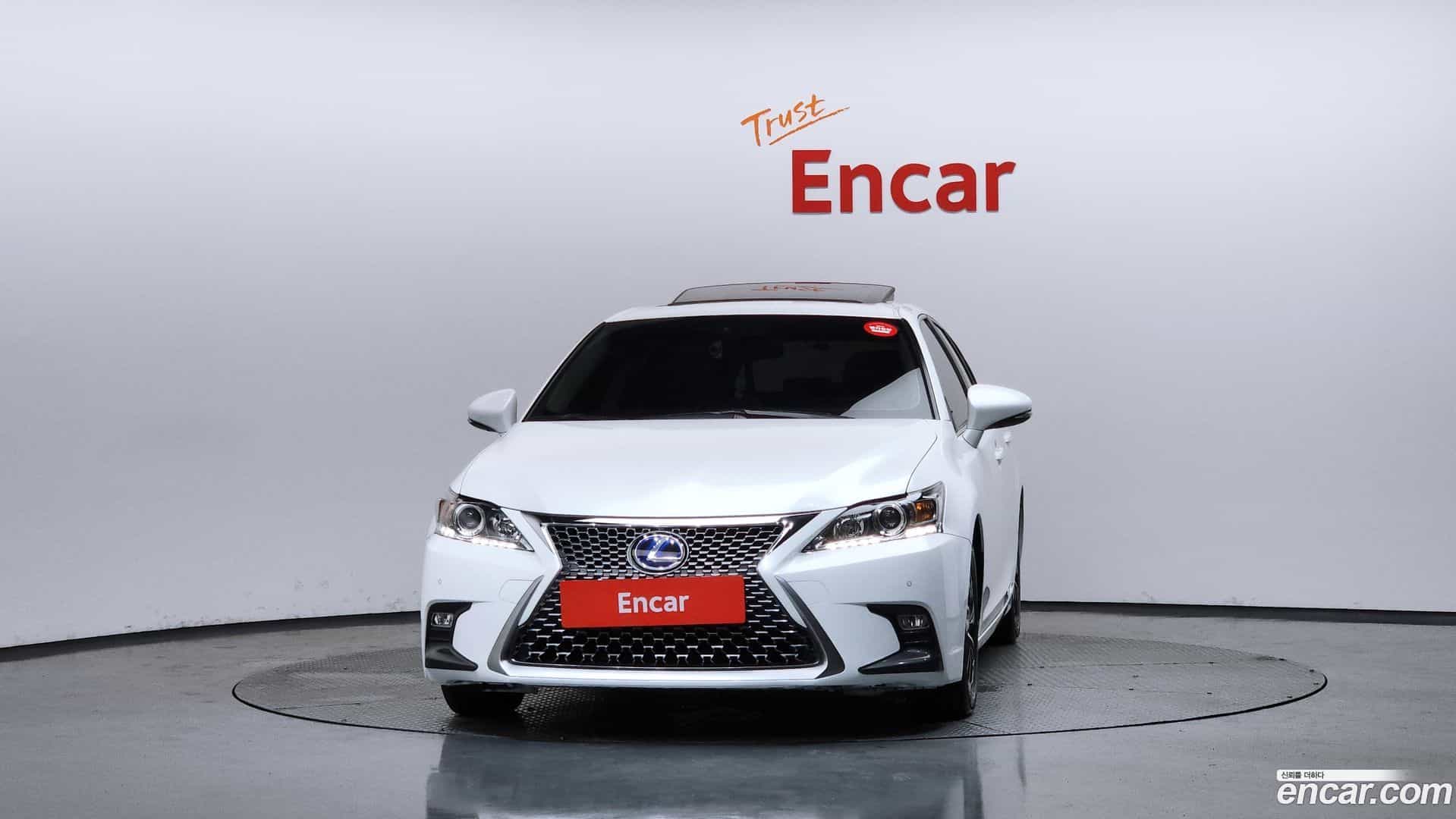 CT200h Lexus 2018.0-OUTER-003