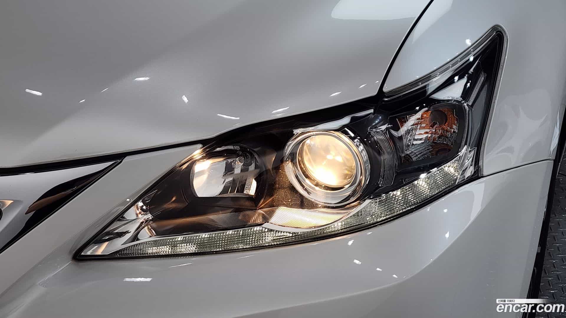 CT200h Lexus 2018.0-OUTER-032