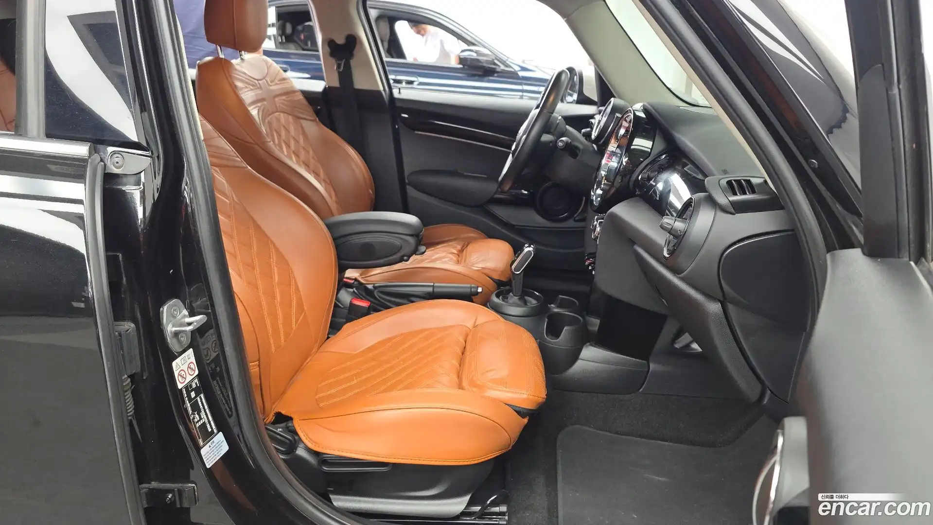 Cooper Mini 2022.2-OPTION-015