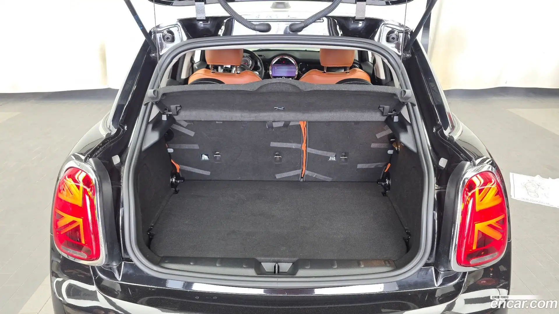 Cooper Mini 2022.2-OPTION-024