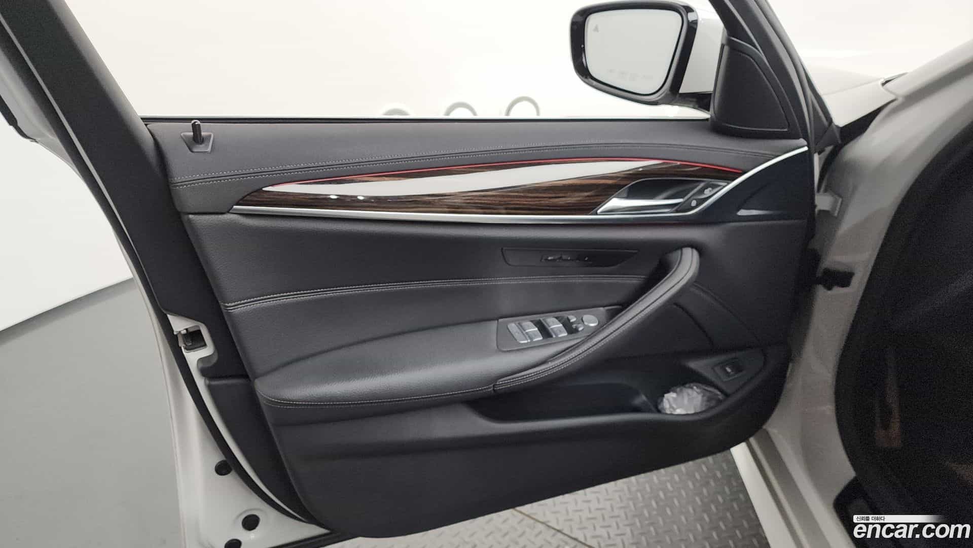 5-Series BMW 2021.3-INNER-034