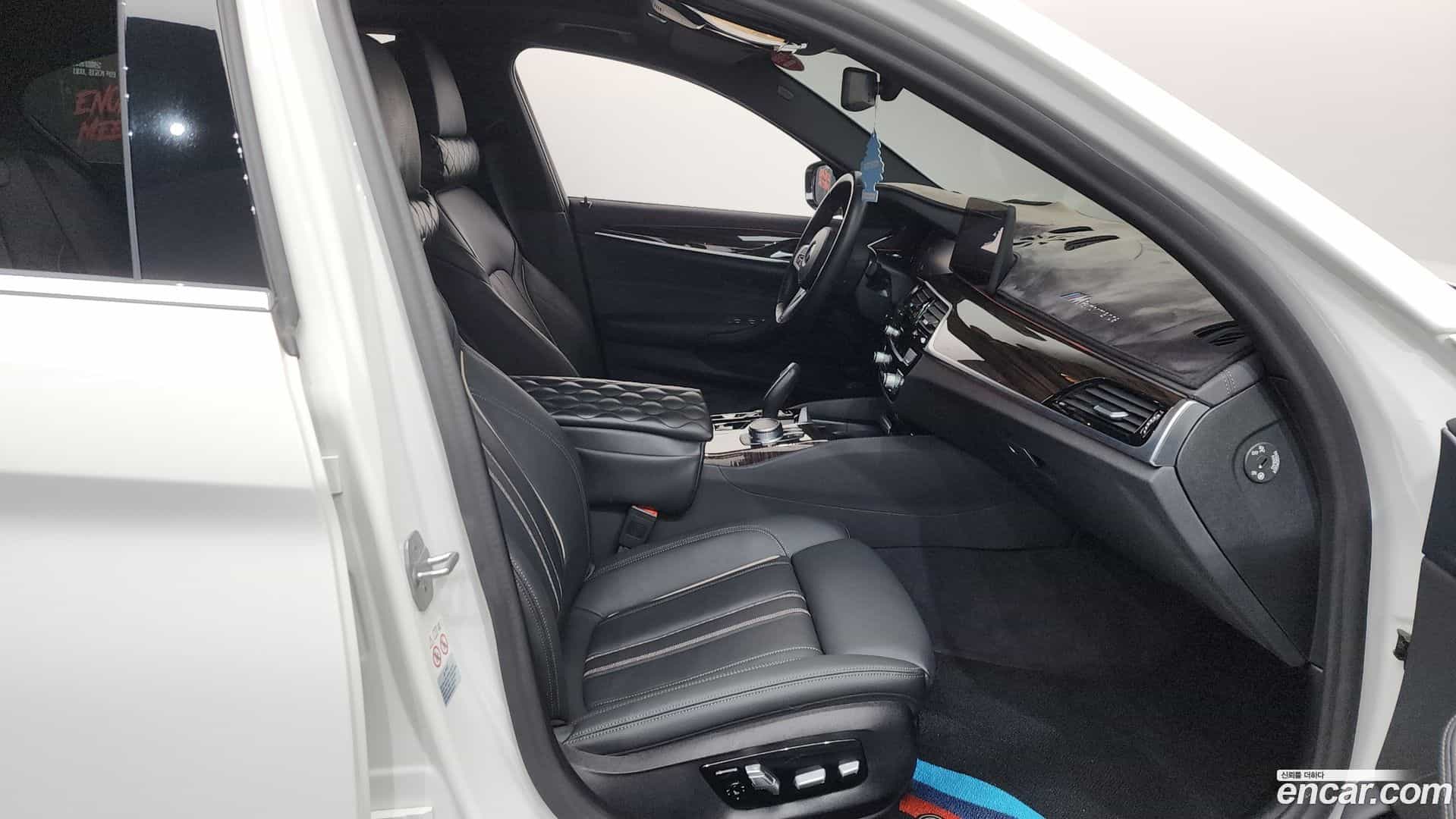 5-Series BMW 2021.3-INNER-036