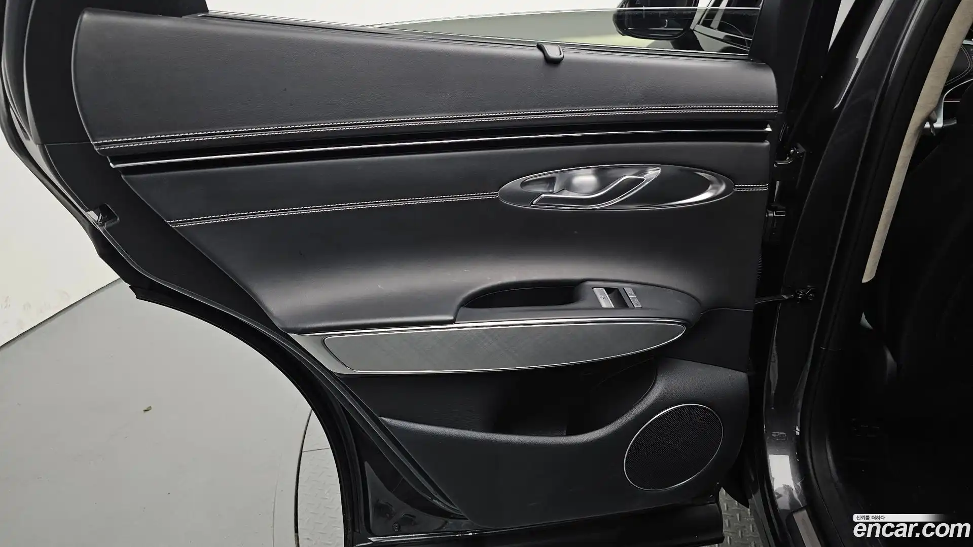 GV70 Genesis 2022.7-INNER-035