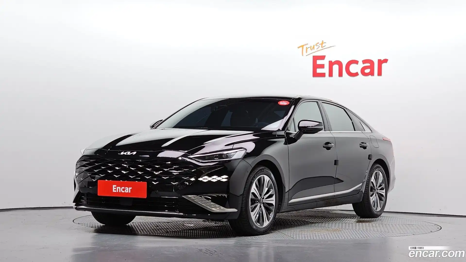 K8 Kia 2022.10-OUTER-001
