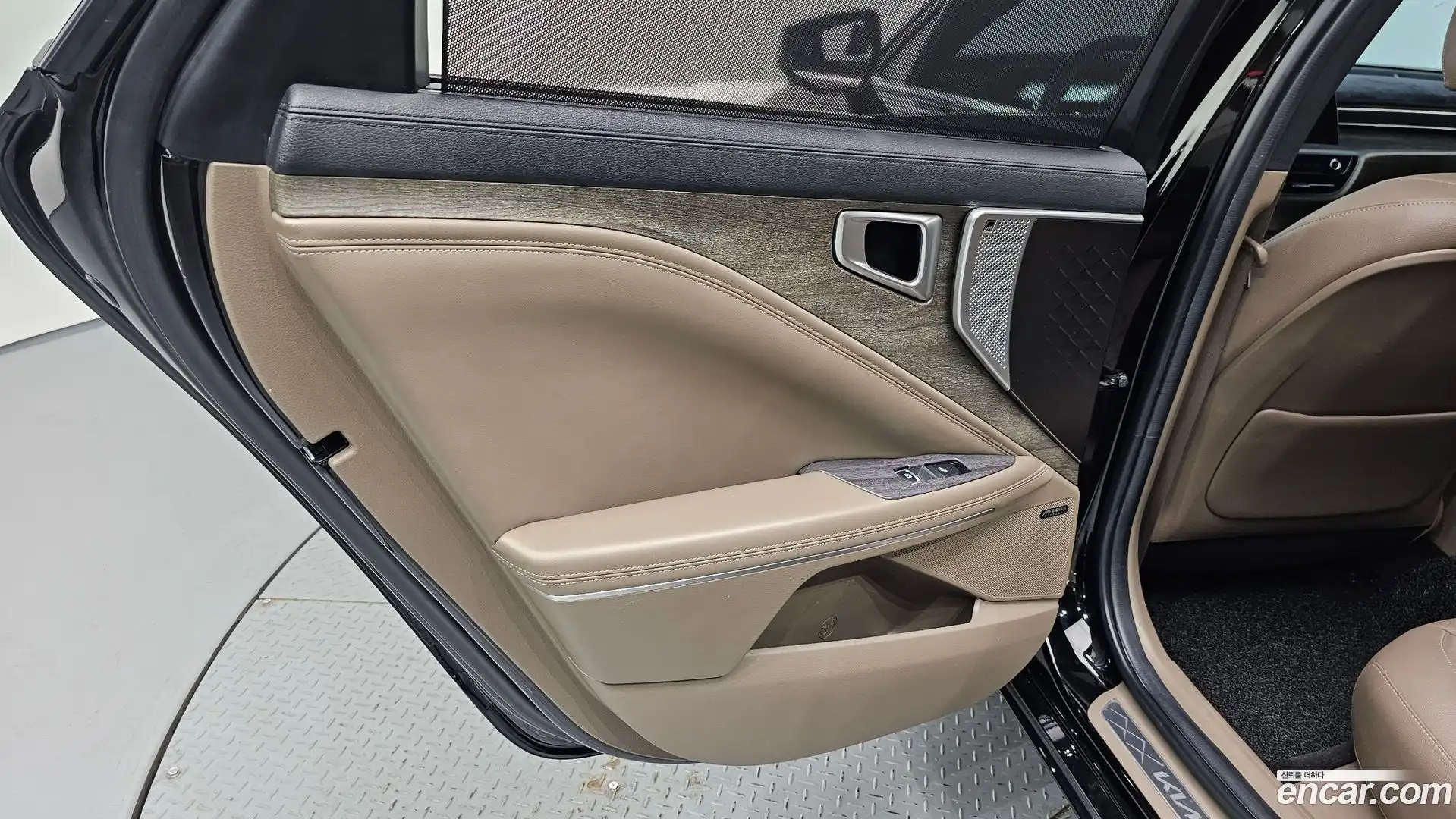 K8 Kia 2022.10-INNER-035