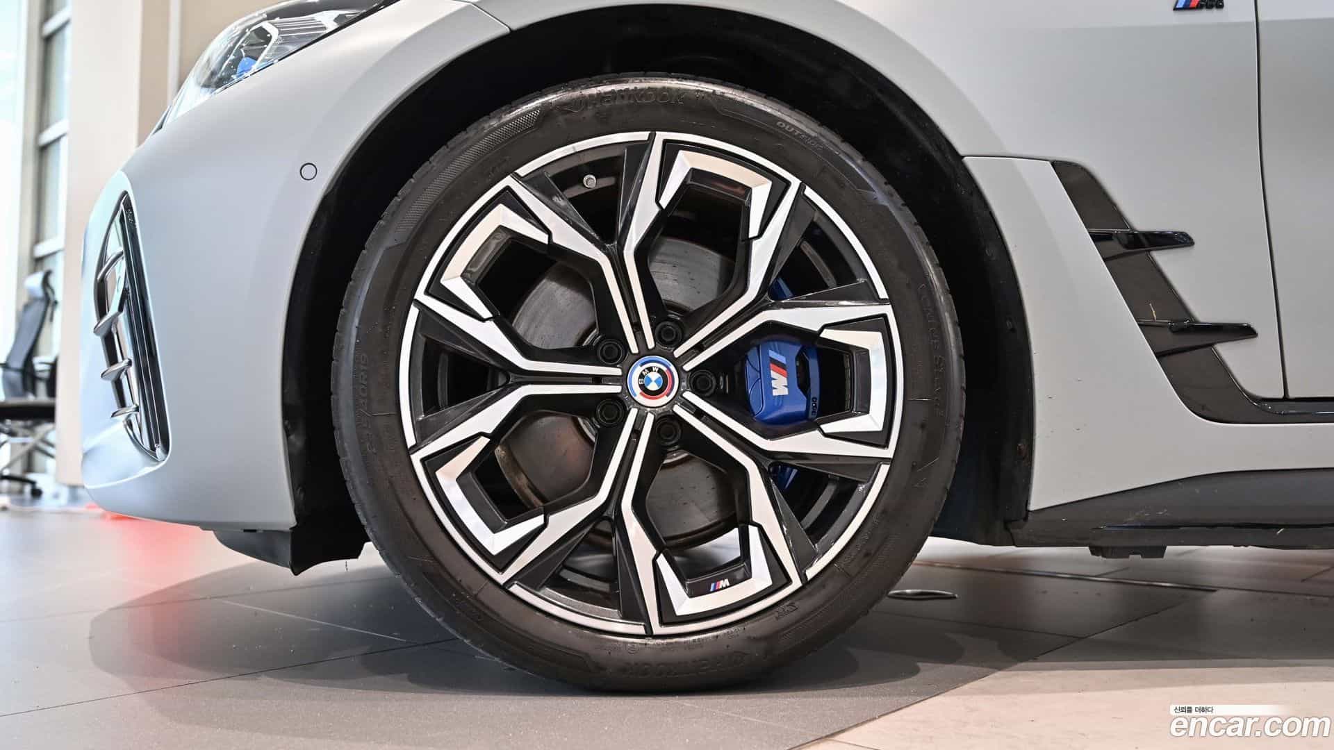i4 BMW 2024.6-OUTER-005